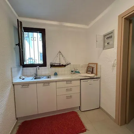 Holiday home Maisonette With Garden Under The Pines *