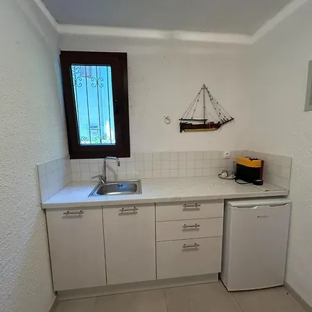 Maisonette With Garden Under The Pines *