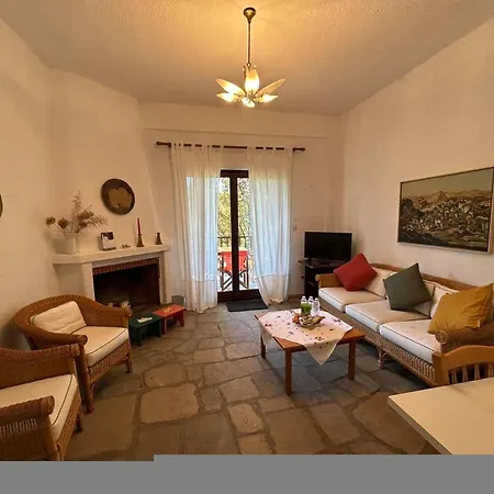 Maisonette With Garden Under The Pines * Elani