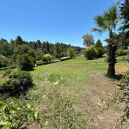 Maisonette With Garden Under The Pines Сasa de vacaciones *